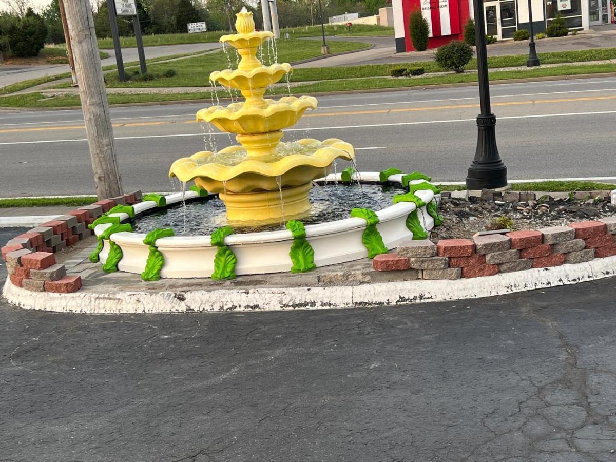 Radcliff Econo Lodge Fort Knox מראה חיצוני תמונה
