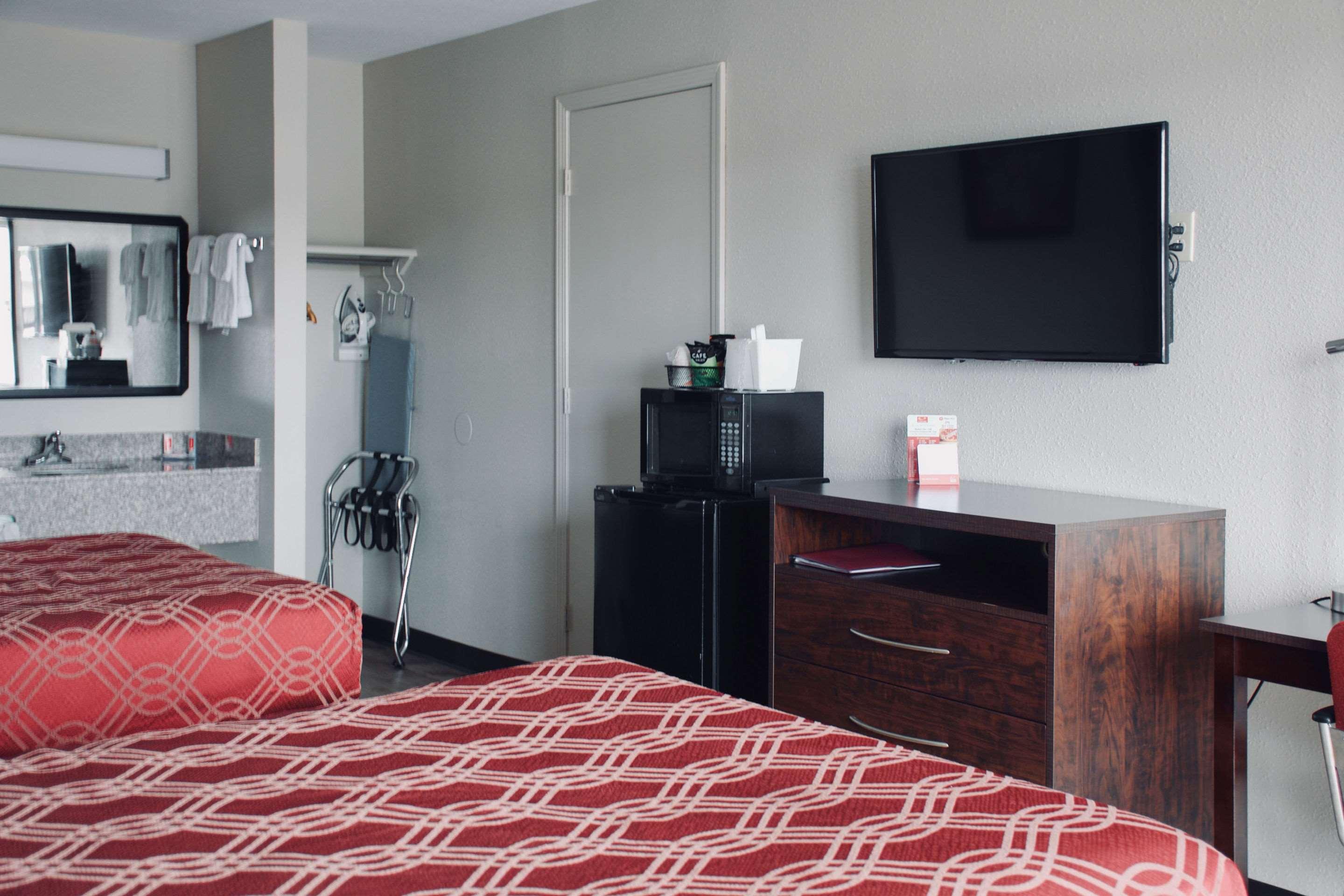 Radcliff Econo Lodge Fort Knox מראה חיצוני תמונה