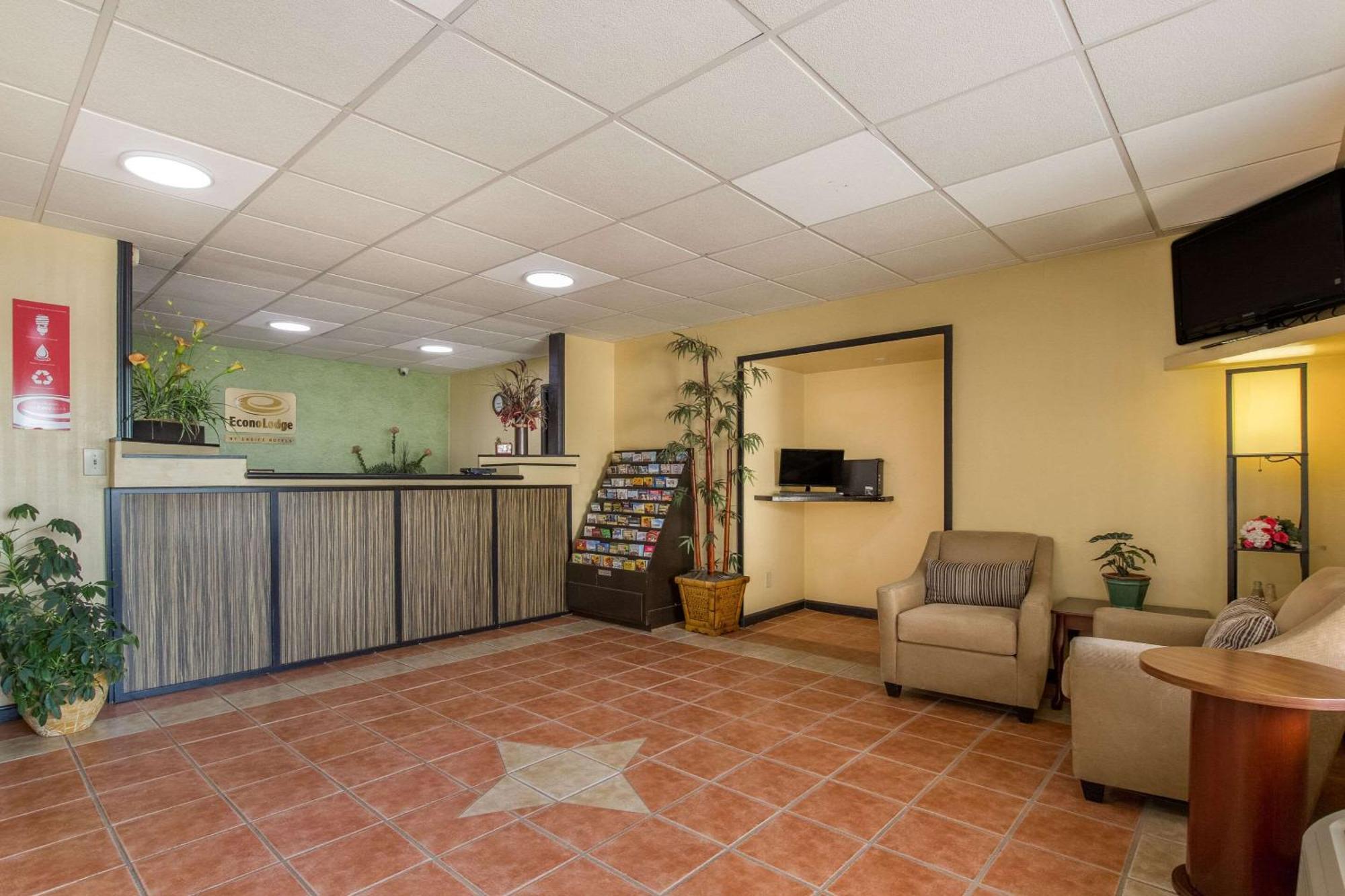 Radcliff Econo Lodge Fort Knox מראה חיצוני תמונה